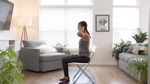 ખુરશી પર થોરાસિક એક્સટેન્શન