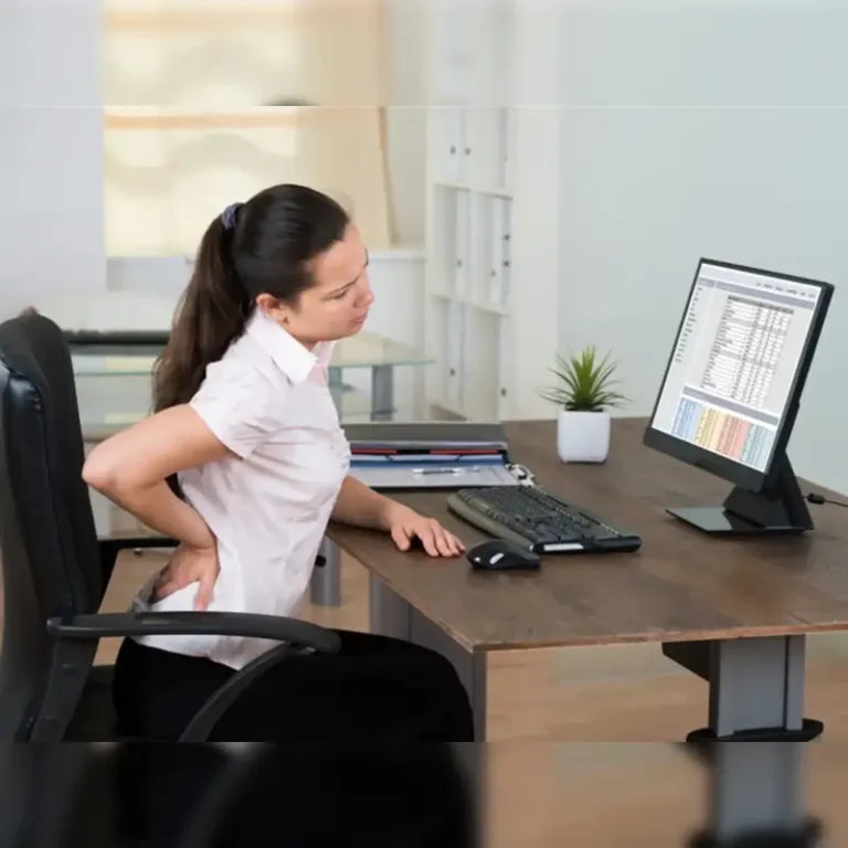કમ્પ્યુટર સામે લાંબા સમય સુધી બેસતા કર્મચારીઓ માટે કસરતો