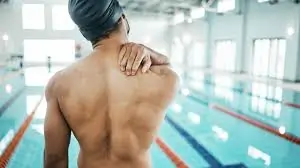 સ્વિમિંગમાં થતી shoulder injuries માટે ઉપચાર