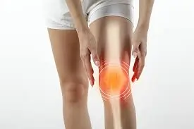 ઘૂંટણના ઘસારા (Osteoarthritis) ના શરૂઆતી લક્ષણો.