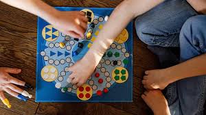 બાળકોમાં 'સ્ક્રીન એડિક્શન' ઘટાડવા માટેની ફિઝિકલ ગેમ્સ.