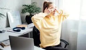 કમ્પ્યુટર વિઝન સિન્ડ્રોમ અને આંખોના થાકને દૂર કરવા માટે આંખની ફિઝિયોથેરાપી કસરતો.