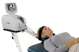 ટ્રેક્શન (Traction): કમર કે ગરદનની દબાયેલી નસ છૂટી કરવા માટેનું મશીન.