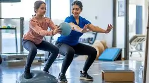 માઇન્ડફુલનેસ અને ફિઝિયોથેરાપી: કસરત કરતી વખતે ધ્યાન કેન્દ્રિત કરવાના ફાયદા.