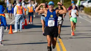 મેરેથોન માટે તૈયારી કરતા યુવાનો માટે સાંધા અને સ્નાયુઓનું કન્ડિશનિંગ.