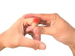 ક્રેક અવાજ આવવો: આંગળીઓના કે કમરના ટચાકા ફોડવા સ્વાસ્થ્ય માટે હાનિકારક છે?