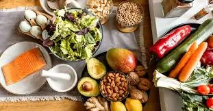 યુરિક એસિડ ઘટાડવા માટે આહારમાં કયા ફેરફારો અને કઈ કસરતો કરવી?