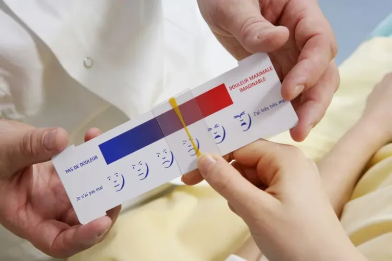 પેઇનસ્કેલ (Pain Scale 1 થી 10): ફિઝિયોથેરાપિસ્ટને તમારા દુખાવાનું સાચું વર્ણન કેવી રીતે કરવું?